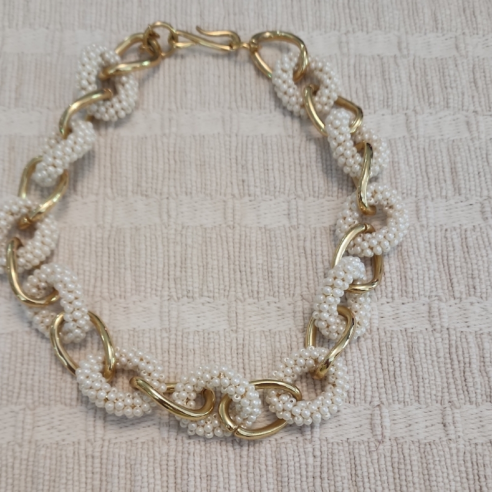 Ann Taylor Gold and White Necklace with Intricate Design